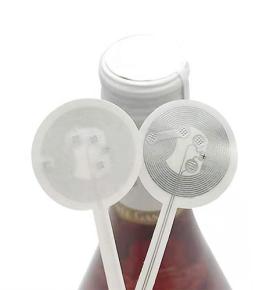Qizil sharobni kuzatib borish, qalbakilashtirish va buzishga qarshi funktsiya yuqori chastotali nfc stiker NTAG213TT chipi mo'rt material o'z-o'zidan yopishtiruvchi nfc yorlig'i